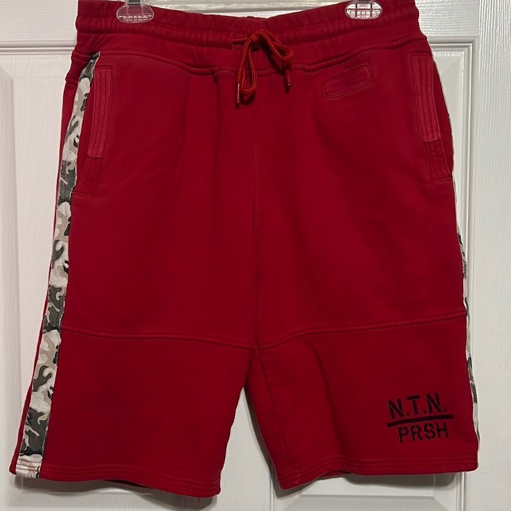🔥🔥 PARISH NATION Fleece Shorts - Red/Camo - Men Sz Large - EXCELLENT Condition